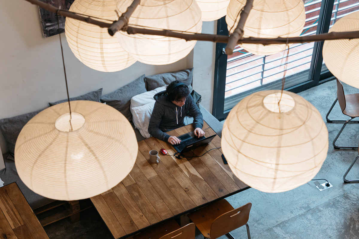 Empresas 100% digitales: cómo trabajar en una empresa sin oficina