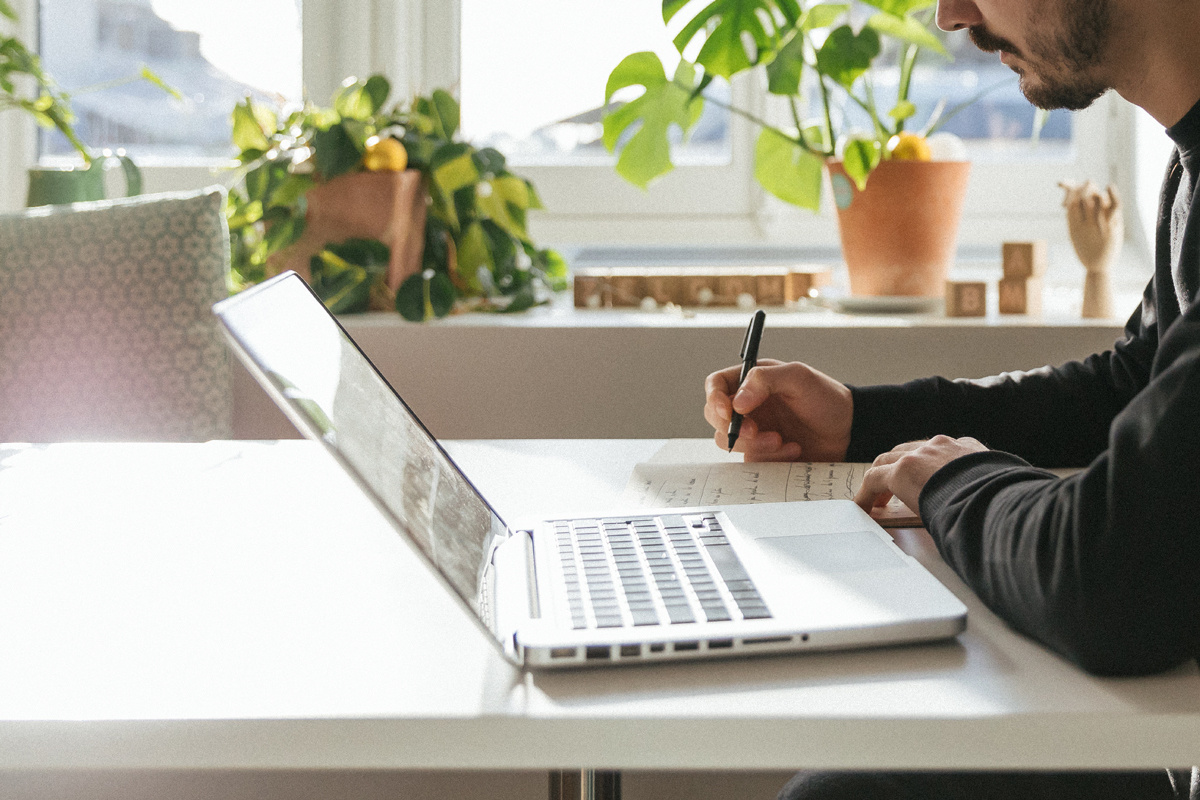 La crise, source de solidarité ou de compétition en entreprise ?