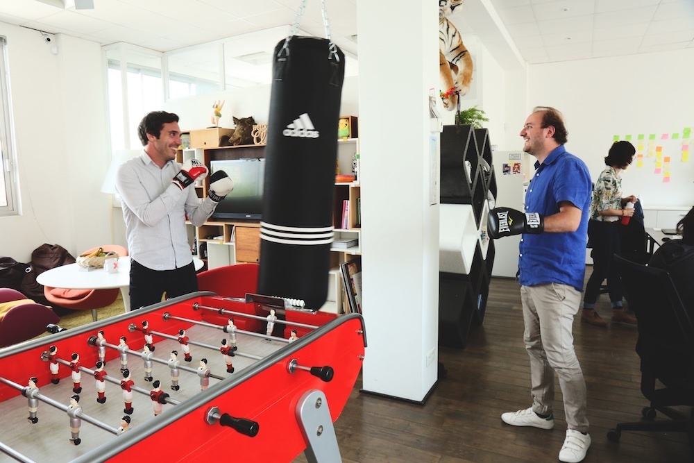 Travailler pour une Agence de rencontres