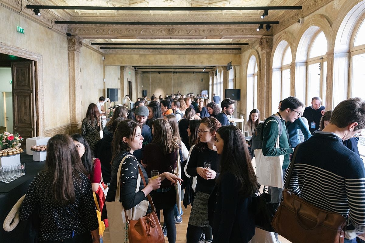 ¿Cómo hacer networking en grandes eventos?