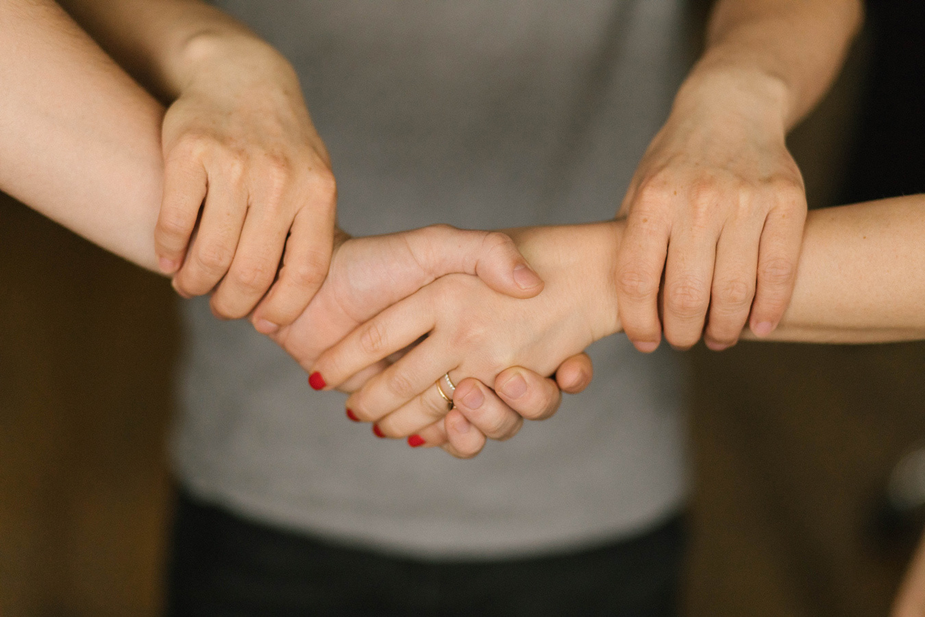 Avantages et inconvénients de la rencontre d’un ami