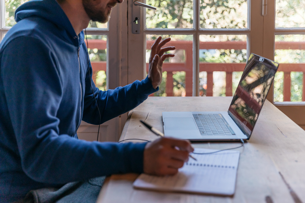 How to run a remote meeting?