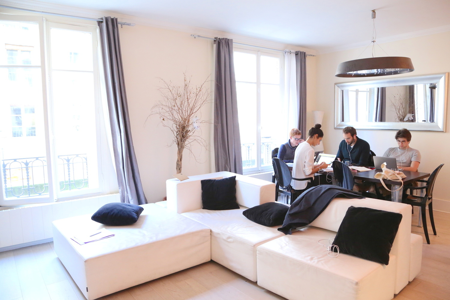 Découverte en photos des bureaux de MenuNextDoor | WTTJ
