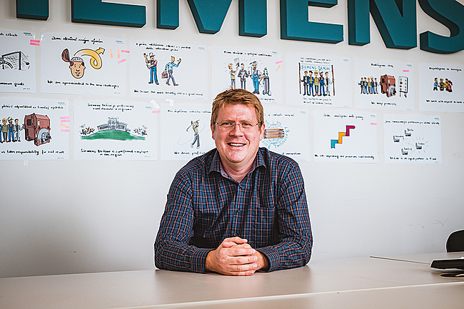 Tomáš Večeřa, Vedoucí oddělení zpracování zakázek - Siemens - závody